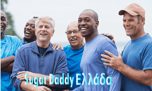 Ομάδα ώριμων ανδρών που γελούν